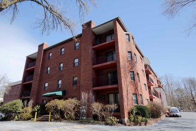 Totten Pond Village unit 42C, Waltham, MA 02451 - photo 2