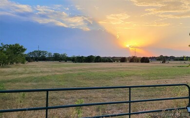 9802 N Yale Ave, Sperry, OK 74073 - photo 3