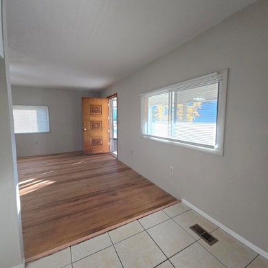 1335 Lakeview Ave, Klamath Falls, OR 97601 - photo 6