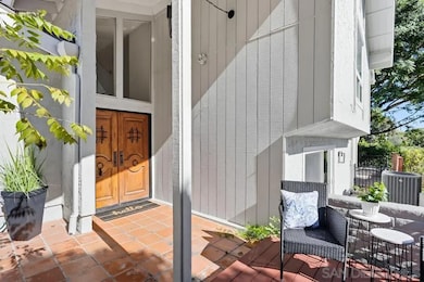 2003 Caminito Circulo Norte, La Jolla, CA 92037 - photo 3