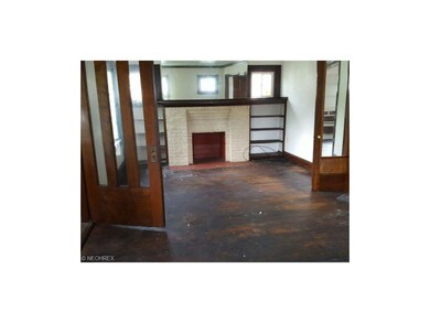 3445 Berkeley Rd, Cleveland, OH 44118 - photo 4