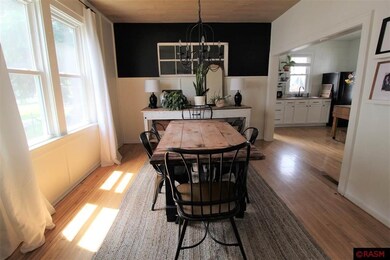 1119 N Minnesota St, New Ulm, MN 56073 - photo 6