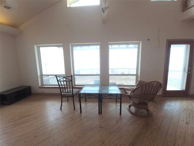 1823 Port o Call St, Galveston, TX 77554 - photo 6