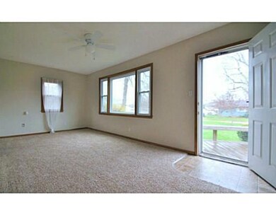 Interior Space/Layout. All new carpeting & neutral