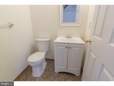 1635 Pennfield Dr, West Deptford, NJ 08086 - photo 5