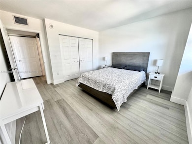 The Mark on Brickell unit 906, Miami, FL 33131 - photo 7