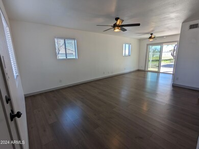 2313 S Calle Maria Juana, Casa Grande, AZ 85194 - photo 7