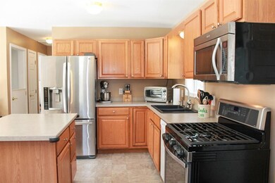 5 Boyle Rd, Freeport, ME 04032 - photo 2