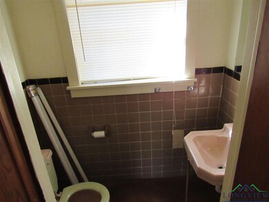 3411 Pinecrest St, Kilgore, TX 75662 - photo 6