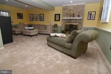 10213 Snowden Rd, Laurel, MD 20708 - photo 6