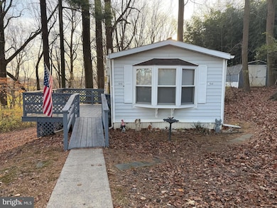 1040 Pine Dr, West Chester, PA 19380 - photo 2