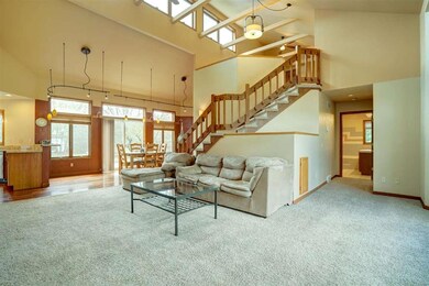 5637 Vineyard Rd, Fitchburg, WI 53575 - photo 7