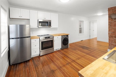 323 Williams St, Providence, RI 02906 - photo 2