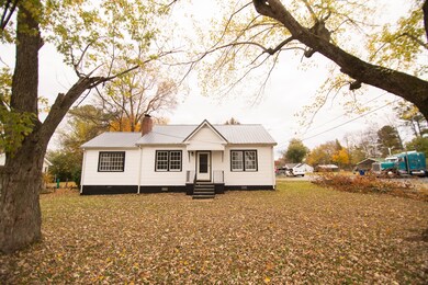 1209 S Cannon Blvd, Shelbyville, TN 37160 - photo 2