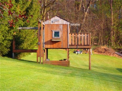 Play yard