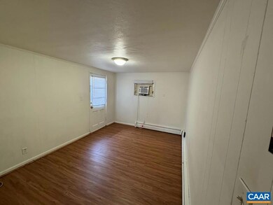 1101 Grove St unit Apartment B, Charlottesville, VA 22903 - photo 2