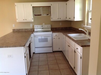 7801 Appleview Ln, Louisville, KY 40228 - photo 5