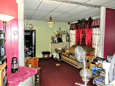 260 10th St, Troy, NY 12180 - photo 2