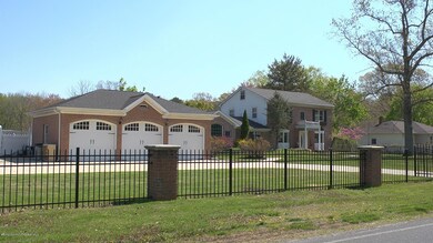 277 Locust Ave, Howell, NJ 07731 - photo 3