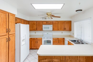 11016 S. Chehia St. 015
