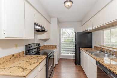 7851 Gatehouse Dr, Houston, TX 77040 - photo 5