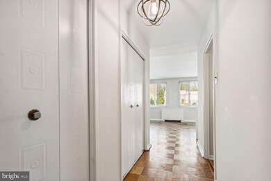 Park Sutton Condominiums unit 403, Silver Spring, MD 20910 - photo 2