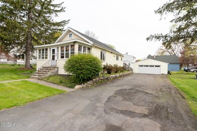 10 Wisconsin Ave, Rensselaer, NY 12144 - photo 6