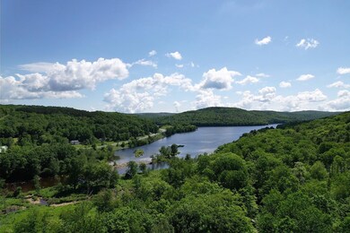 69 Woods Rd, Wilmington, VT 05363 - photo 3