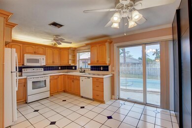 1656 Maypop Rd, West Palm Beach, FL 33415 - photo 4