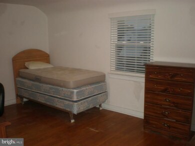 147 Park Ave, Gloucester City, NJ 08030 - photo 5