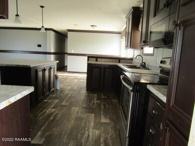 297 Basket Dr unit 144, Eunice, LA 70535 - photo 2