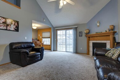 521 W Woodbine Rd, Nixa, MO 65714 - photo 2
