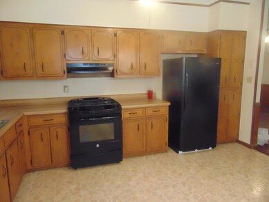 3745pineridgekitchentwo