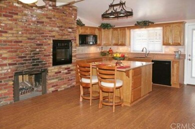 258 Bowling Green Dr, Costa Mesa, CA 92626 - photo 3