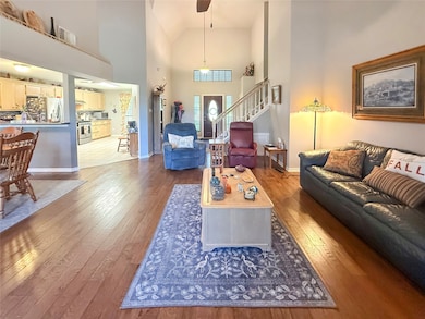 8 Rayburn Ridge, Angleton, TX 77515 - photo 6