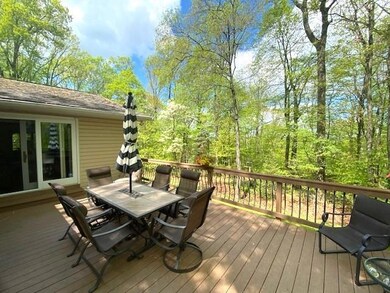 6605 Crown Ln, Zionsville, PA 18092 - photo 3