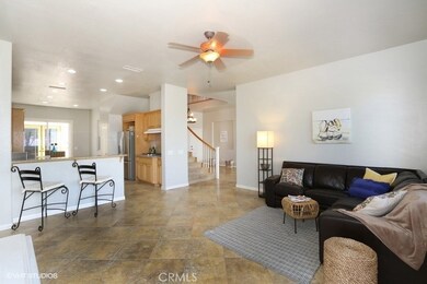 22052 Gold Canyon Dr, Santa Clarita, CA 91390 - photo 3
