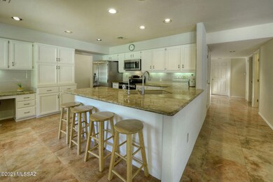 Light & Bright Kitchen