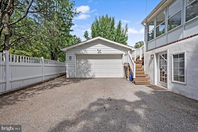 59 W MacAda Rd, Bethlehem, PA 18017 - photo 4