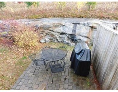 100 Green Briar Rd unit 86, Fitchburg, MA 01420 - photo 2