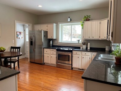 249 Cedar St, Corning, NY 14830 - photo 4