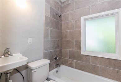 1213 Jefferson Ave, Des Moines, IA 50314 - photo 4