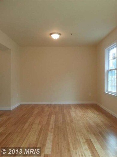 1502 Sherwood Ct, Hyattsville, MD 20785 - photo 7