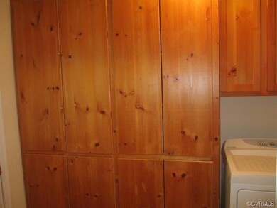 15661 Kennons Ln, Amelia Court House, VA 23002 - photo 5