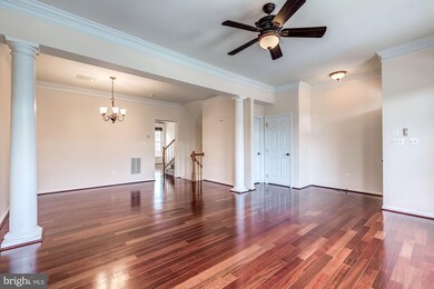 25288 Mcintyre Square, Chantilly, VA 20152 - photo 3