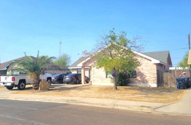 1045 Lazar Dr, Eagle Pass, TX 78852 - photo 4