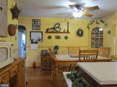 55 N 4th St, Souderton, PA 18964 - photo 4