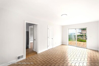 214 Bishop St, Staten Island, NY 10306 - photo 3