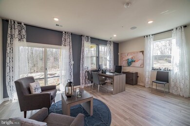 3119 Laurel Hill Rd, Hanover, MD 21076 - photo 2