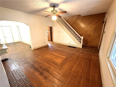 154 Jefferson Ave unit 6, Vandergrift, PA 15690 - photo 7